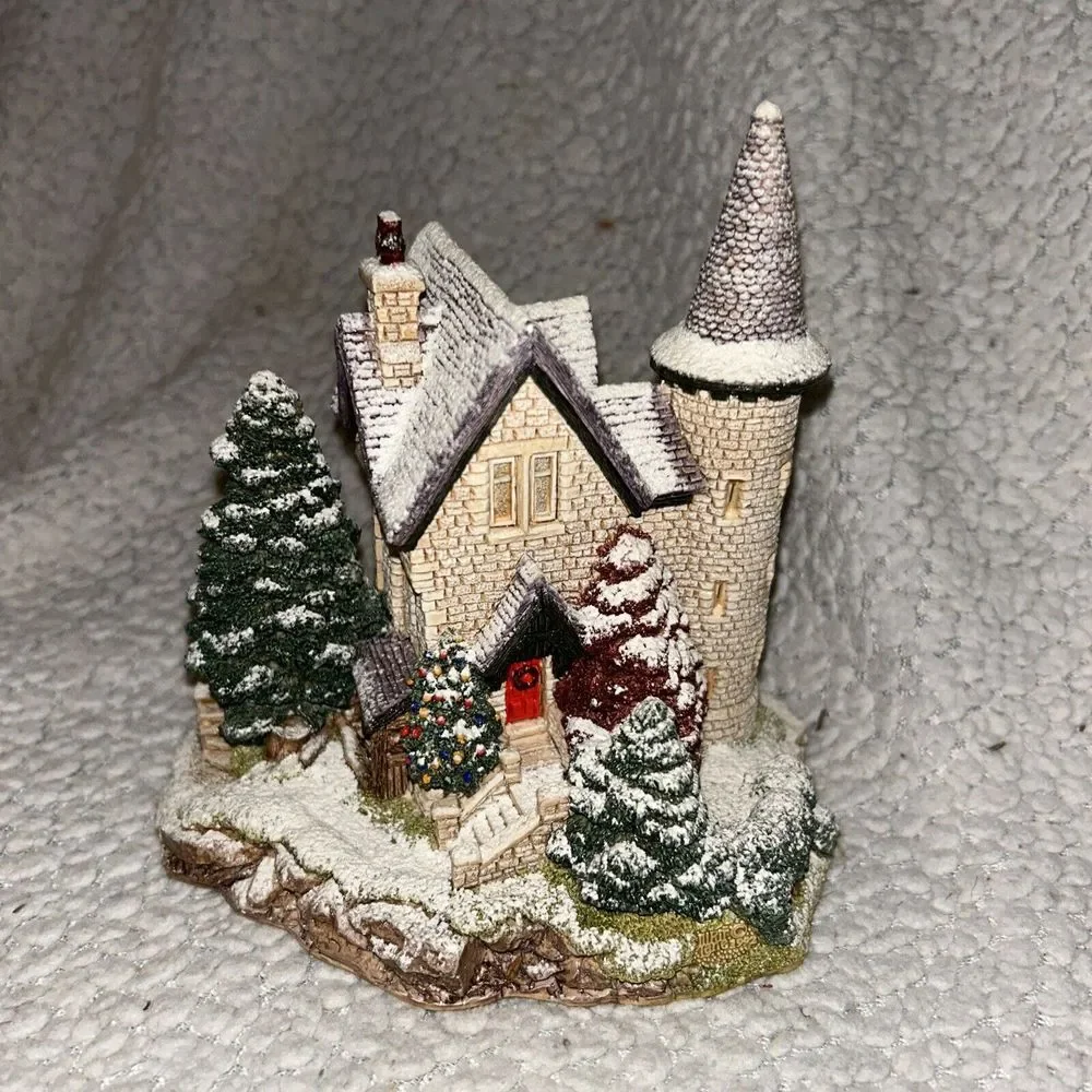 Lilliput Lane‎ - Highland Lodge (1992) - Christmas Lodge House Christmas